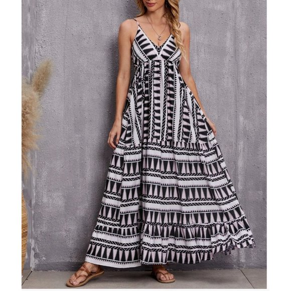 Dresses & Skirts - Geo Print Ruffle Hem Cami Dress